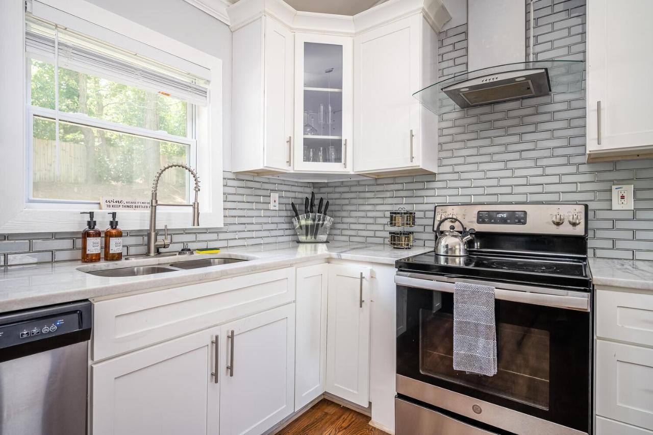 New Spacious Decatur Oasis W Fire Pit, Mins To Atl Екстер'єр фото